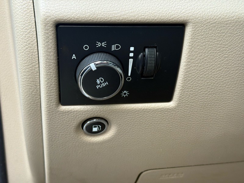 2014 Jeep Grand Cherokee Image 22