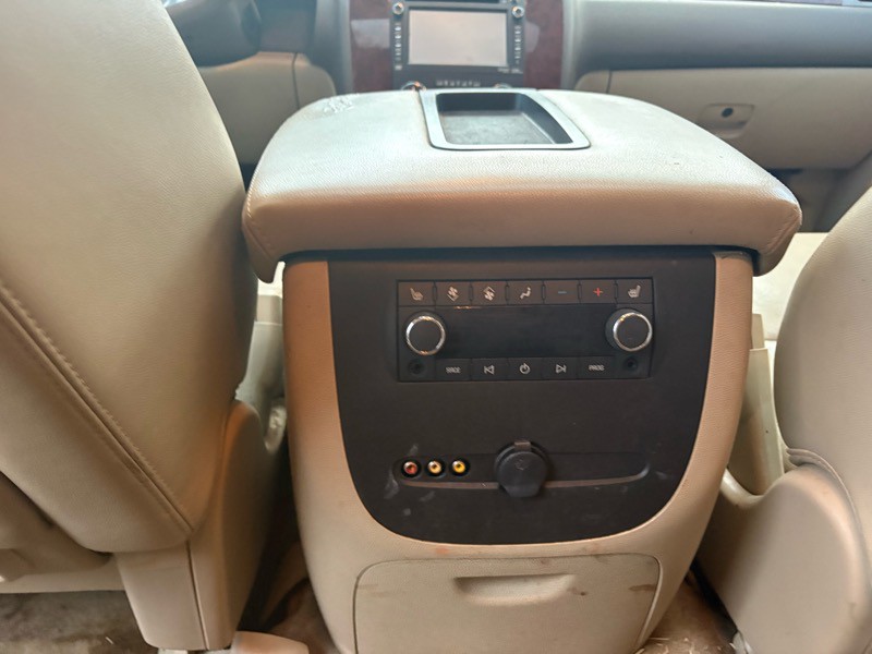 2013 Chevrolet Tahoe Image 19