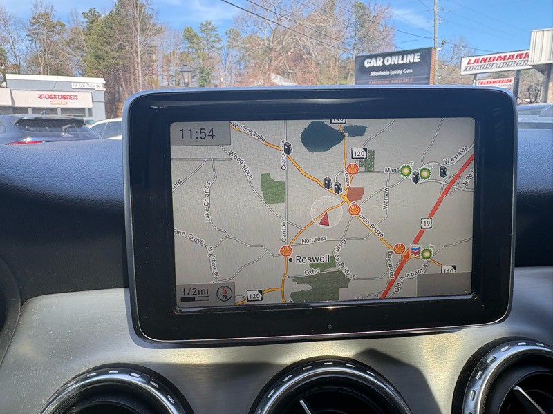 2015 Mercedes-Benz GLA-Class Image 14