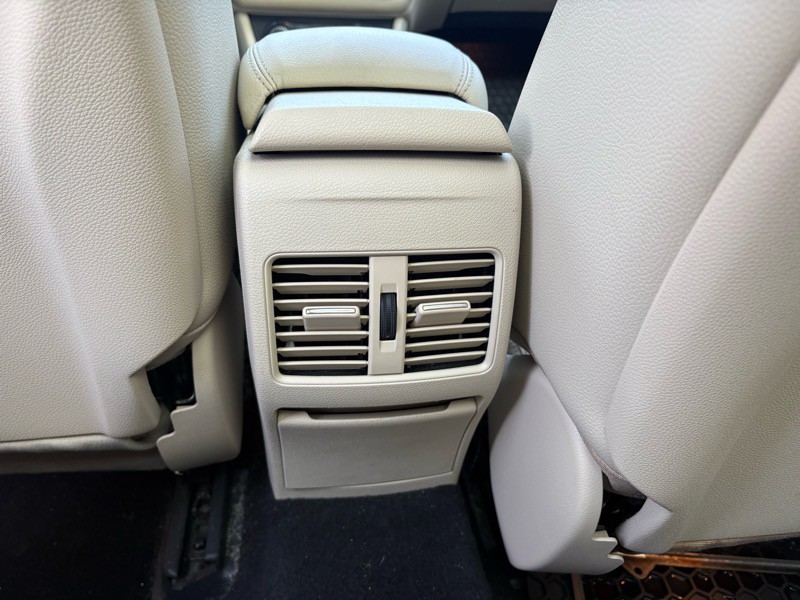 2015 Mercedes-Benz GLA-Class Image 23