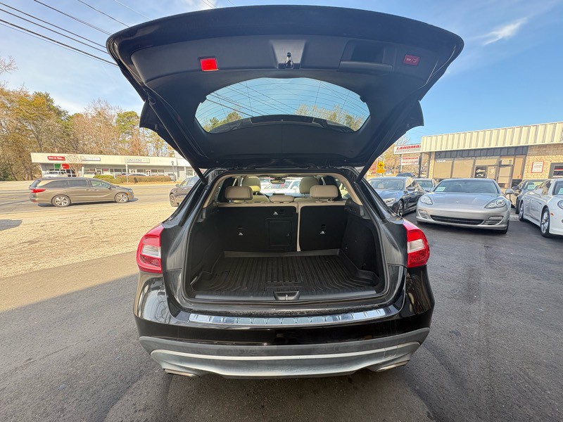 2015 Mercedes-Benz GLA-Class Image 30