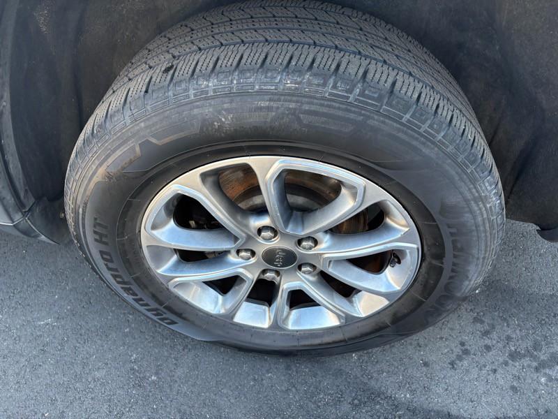 2015 Jeep Grand Cherokee Image 32