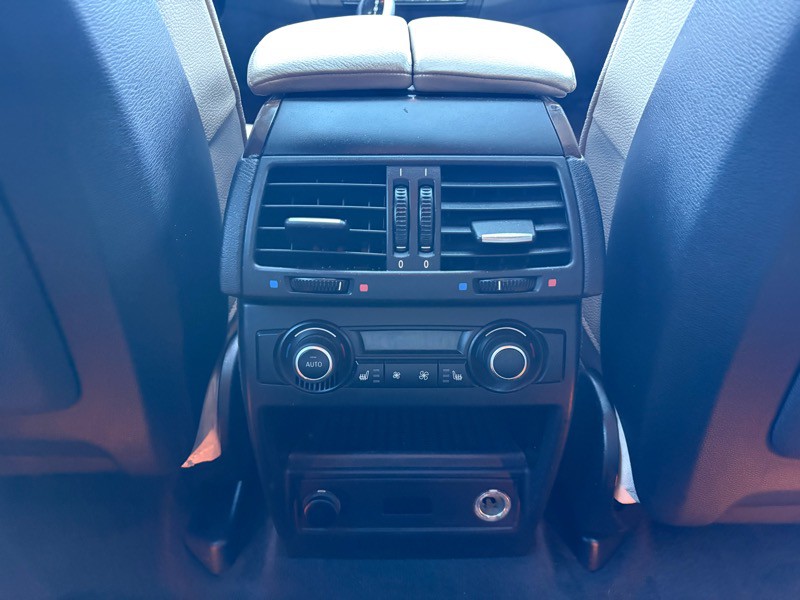 2014 BMW X6 Image 11