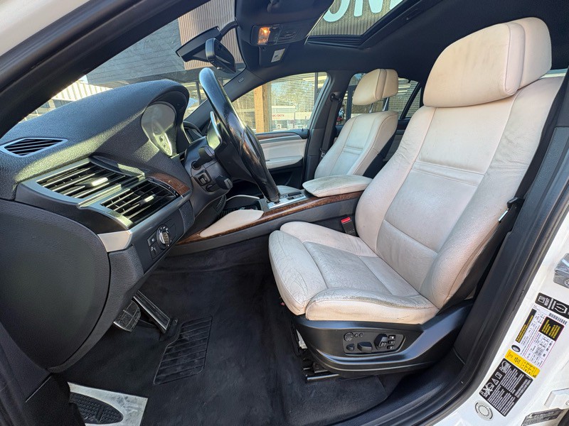 2014 BMW X6 Image 15