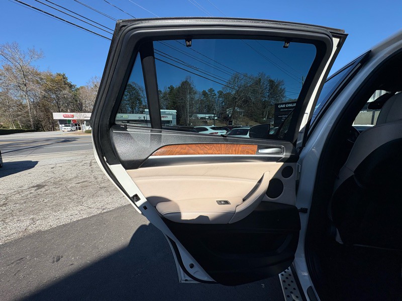 2014 BMW X6 Image 27