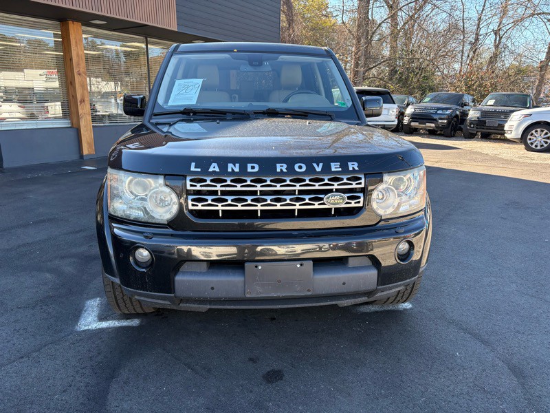 2010 Land Rover LR4 Image 2