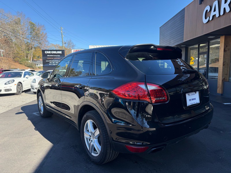2014 Porsche Cayenne Image 3