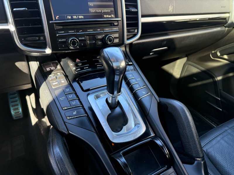 2014 Porsche Cayenne Image 7