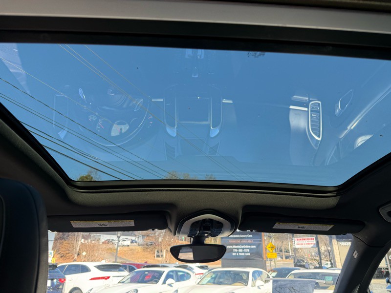 2014 Porsche Cayenne Image 12