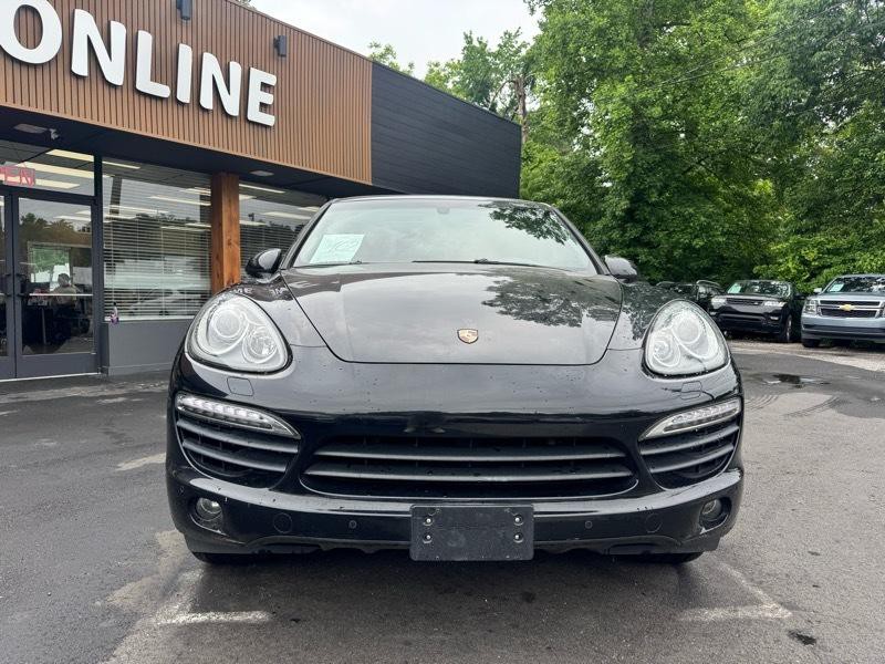 2014 Porsche Cayenne Image 2