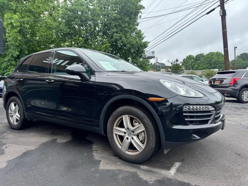 2014 Porsche Cayenne Image 3