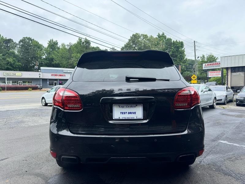2014 Porsche Cayenne Image 6