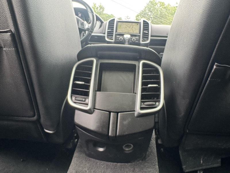 2014 Porsche Cayenne Image 28