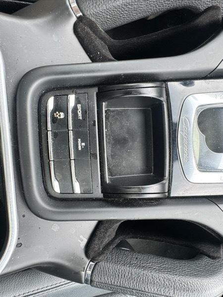 2014 Porsche Cayenne Image 30