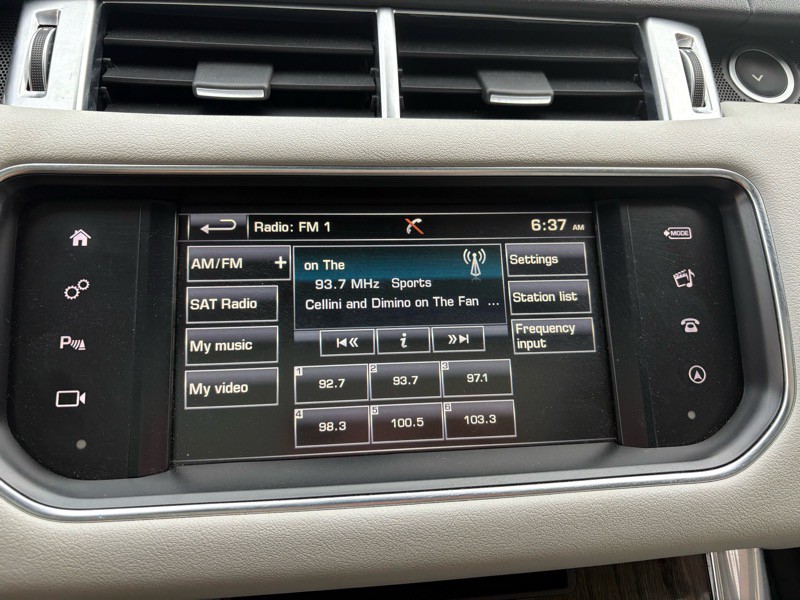 2016 Land Rover Range Rover Sport Image 19