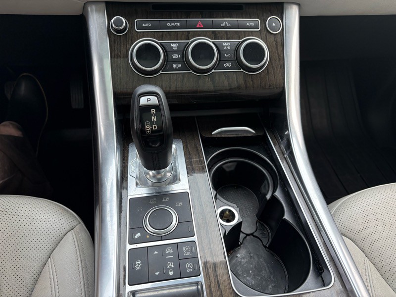 2016 Land Rover Range Rover Sport Image 23