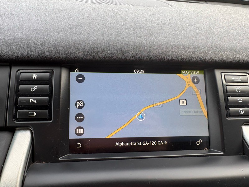 2016 Land Rover Discovery Sport Image 15