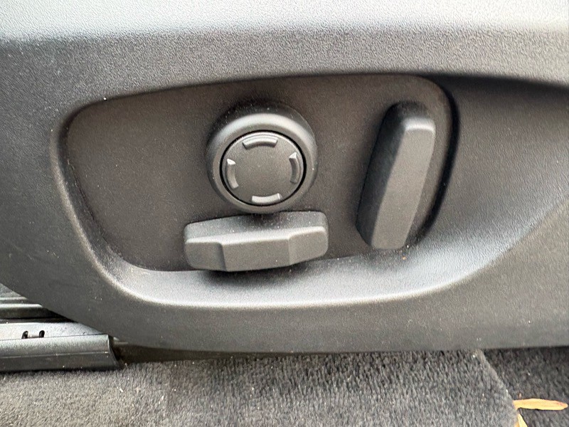 2016 Land Rover Discovery Sport Image 22