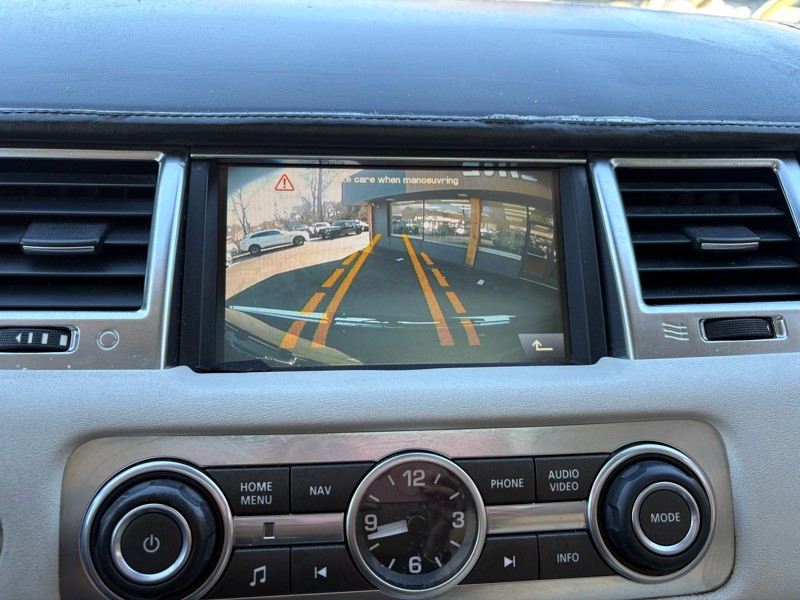 2011 Land Rover Range Rover Sport Image 10