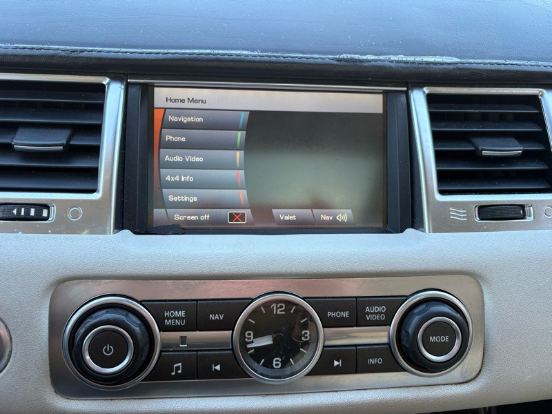 2011 Land Rover Range Rover Sport Image 11