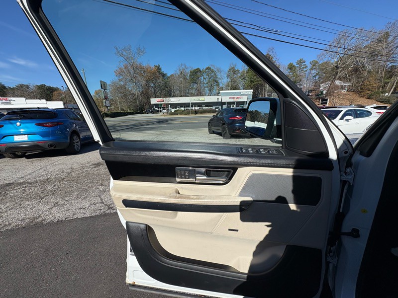 2011 Land Rover Range Rover Sport Image 19