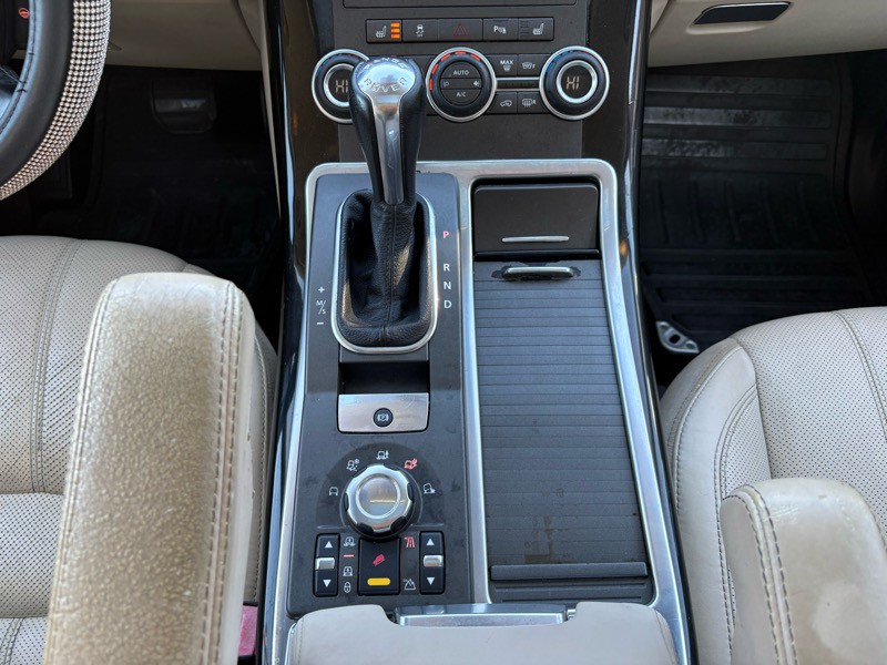 2011 Land Rover Range Rover Sport Image 22