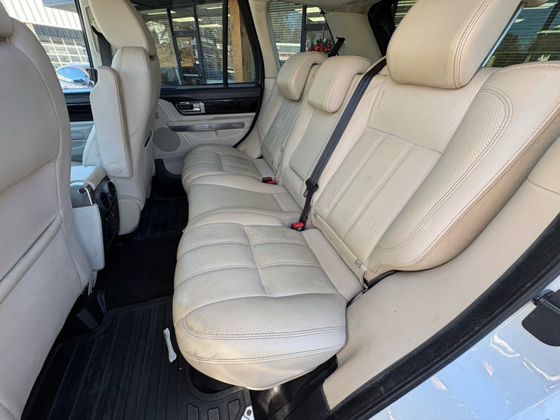 2011 Land Rover Range Rover Sport Image 30