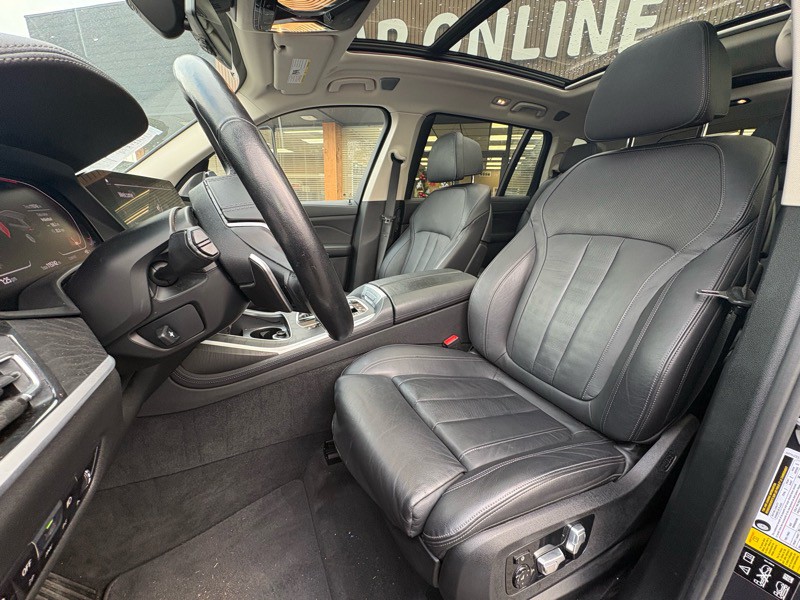 2020 BMW X7 Image 10