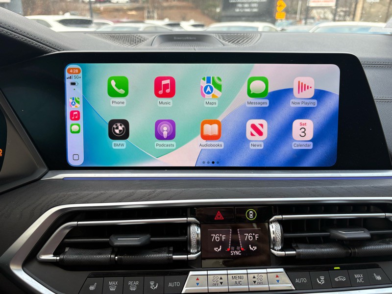 2020 BMW X7 Image 19