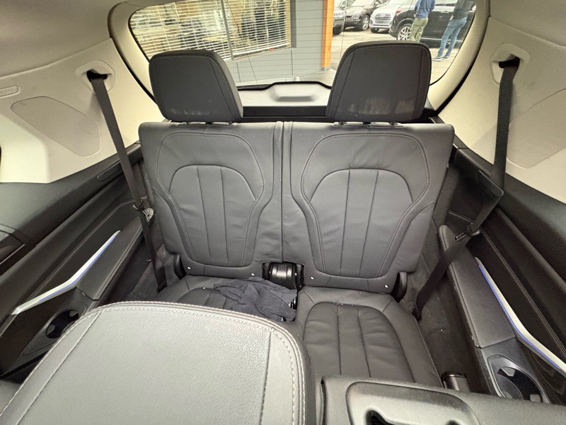 2020 BMW X7 Image 43