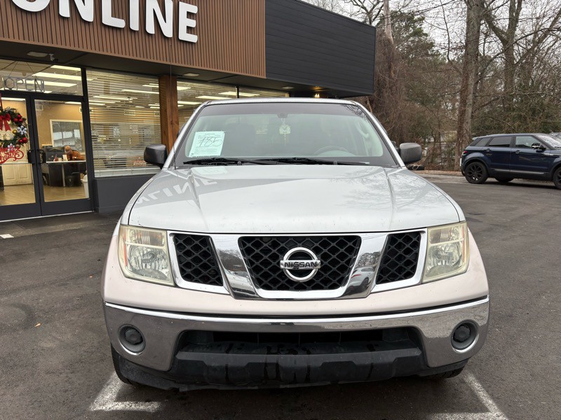 2007 Nissan Frontier Image 2