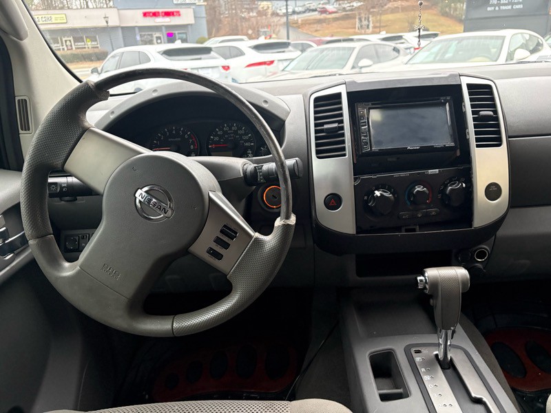 2007 Nissan Frontier Image 21