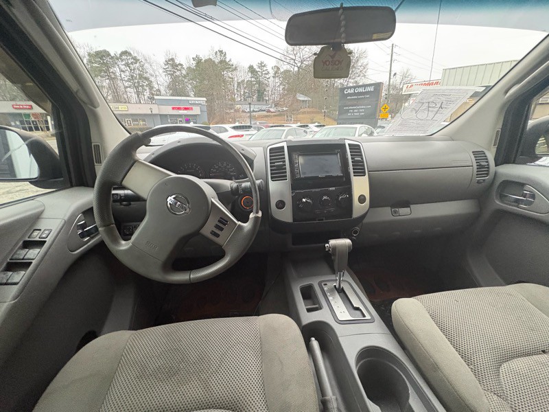 2007 Nissan Frontier Image 22