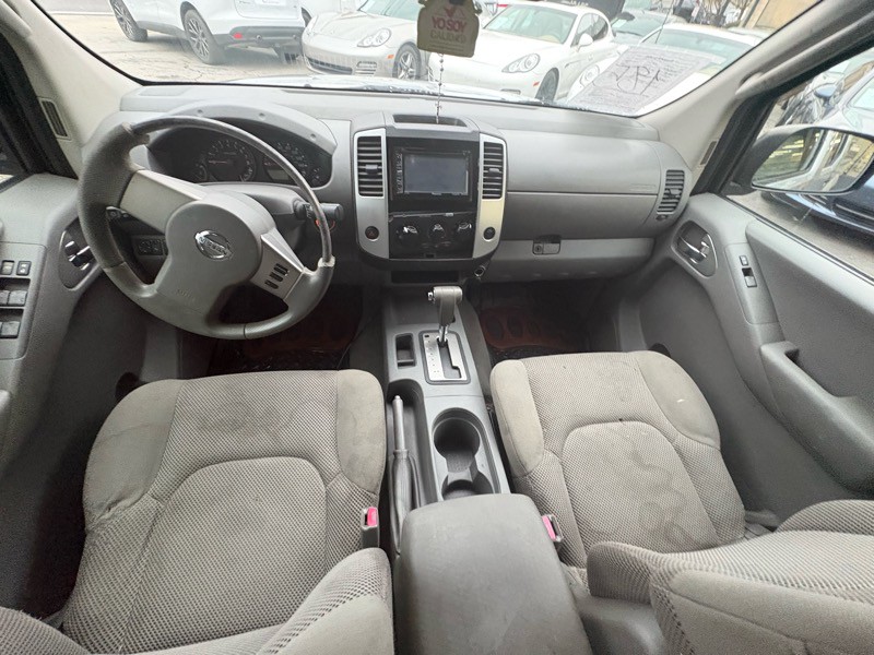 2007 Nissan Frontier Image 23