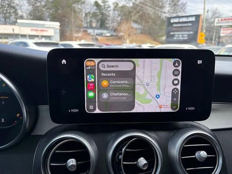 2021 Mercedes-Benz GLC-Class Image 16