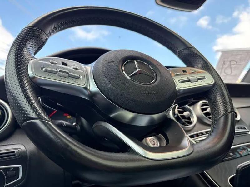 2021 Mercedes-Benz GLC-Class Image 29
