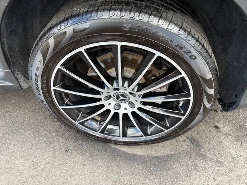 2021 Mercedes-Benz GLC-Class Image 41