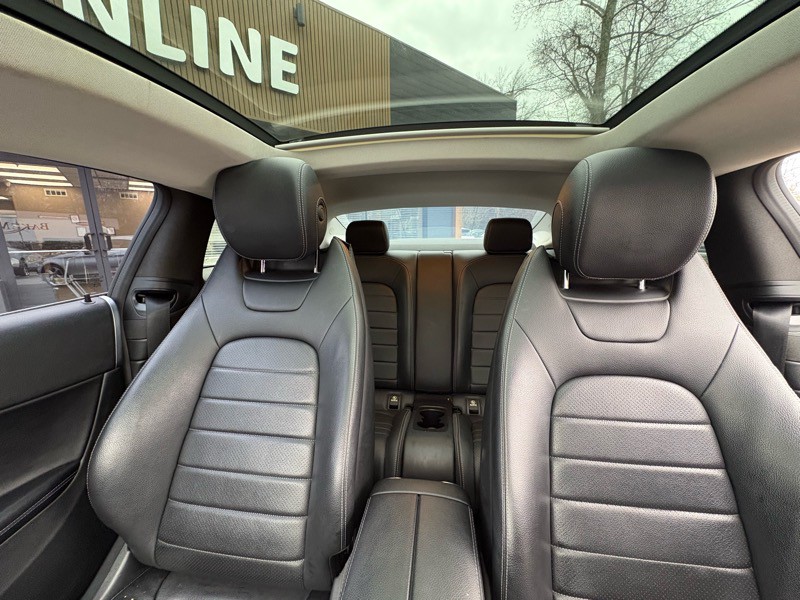 2017 Mercedes-Benz C-Class Image 13