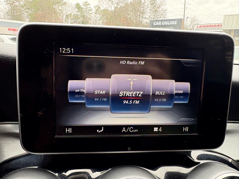 2017 Mercedes-Benz C-Class Image 20