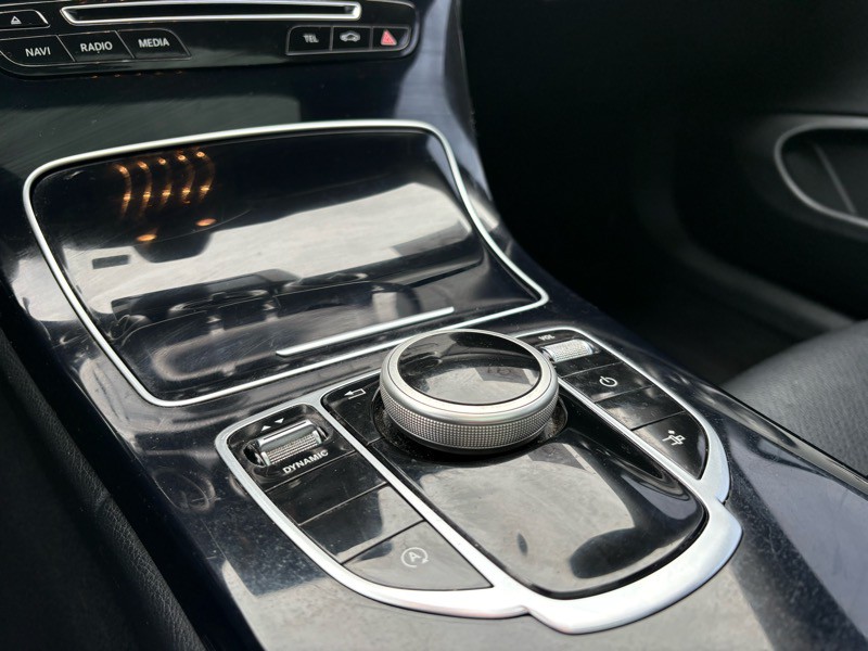 2017 Mercedes-Benz C-Class Image 22