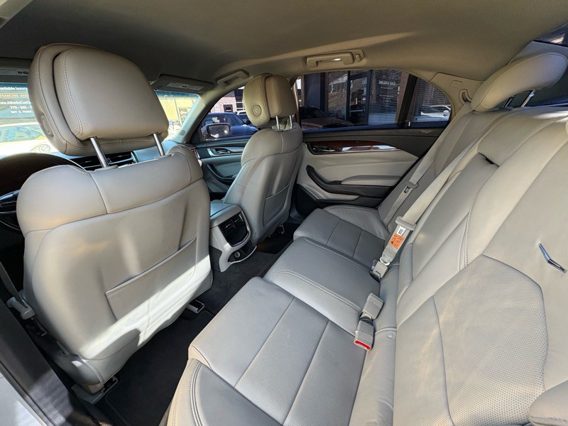 2014 Cadillac CTS Image 16