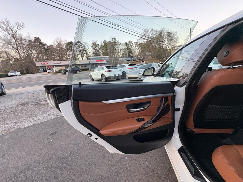 2016 BMW 4 Series Image 28