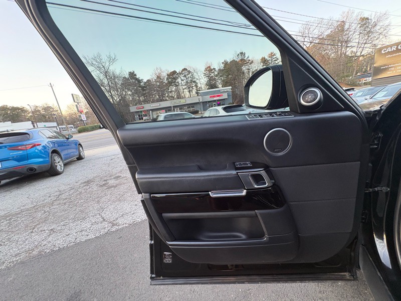 2014 Land Rover Range Rover Image 17