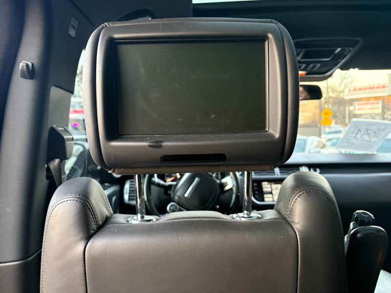 2014 Land Rover Range Rover Image 26