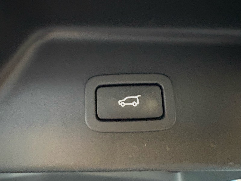 2014 Land Rover Range Rover Image 33