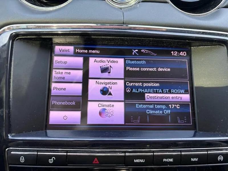 2013 Jaguar XJ Image 13