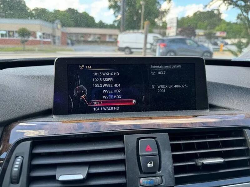 2014 BMW 3 Series Image 20