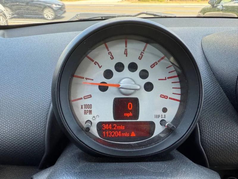 2013 MINI Countryman Image 21