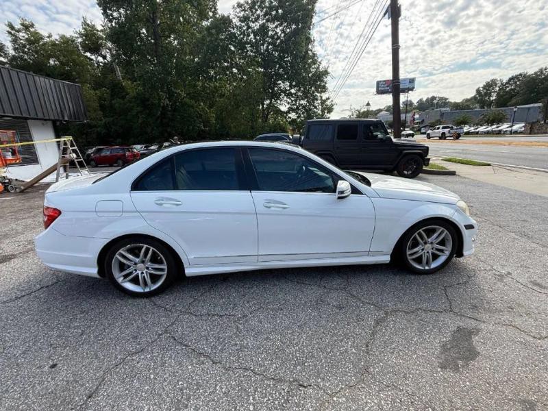 2013 Mercedes-Benz C-Class Image 4