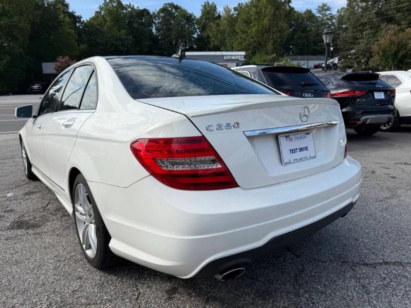 2013 Mercedes-Benz C-Class Image 7